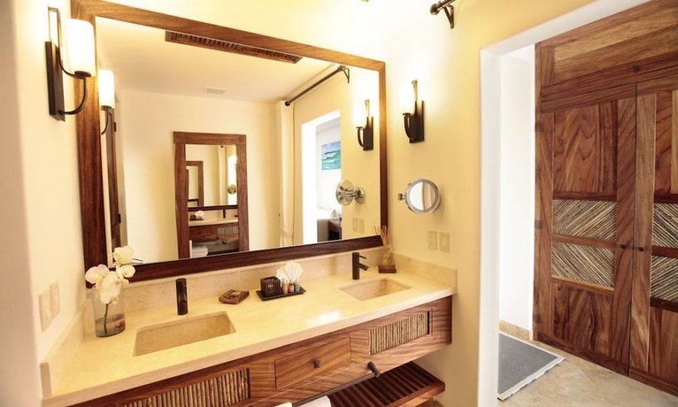 Cabo Surf Hotel