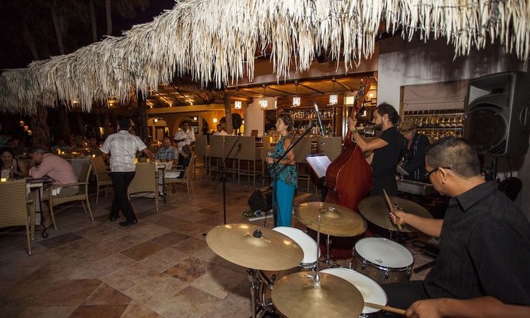 Cabo Surf Hotel