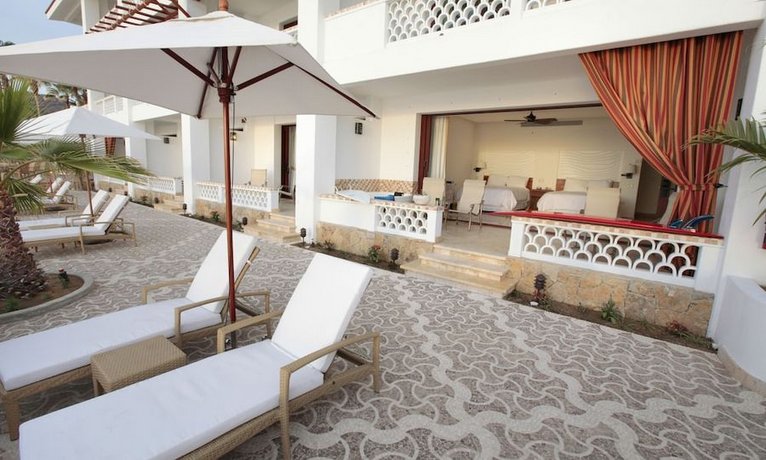 Cabo Surf Hotel
