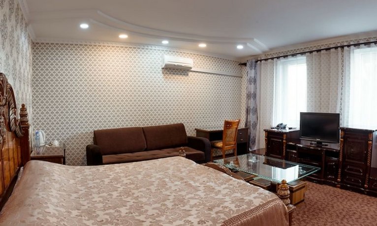 Grand Hotel Bishkek