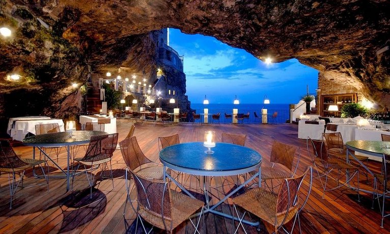 Hotel Ristorante Grotta Palazzese