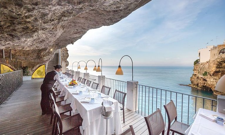 Hotel Ristorante Grotta Palazzese
