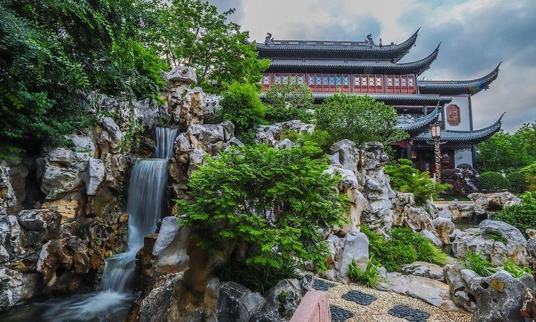 Shanghai Royal Garden Hotel