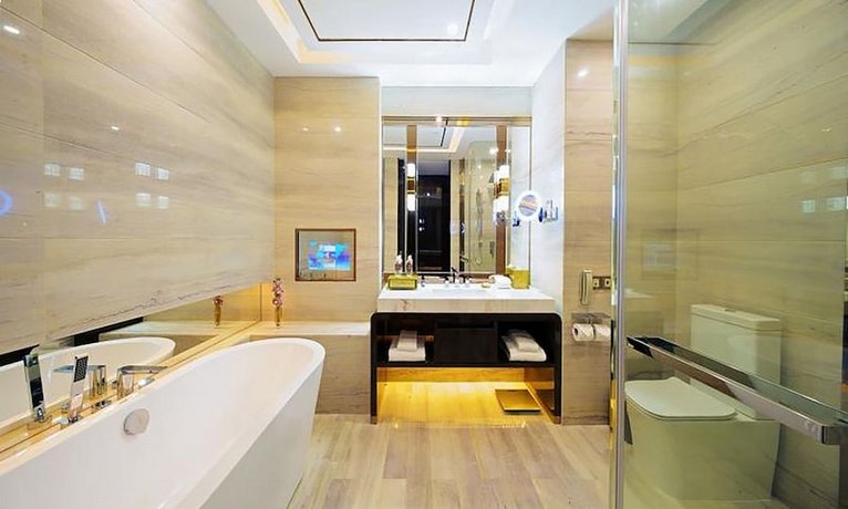 Shanghai Royal Garden Hotel