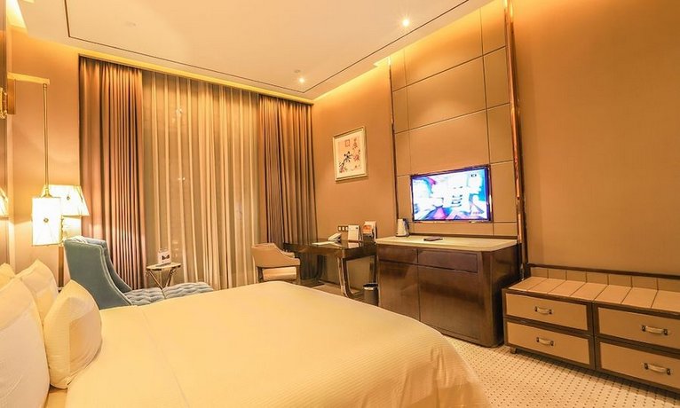 Shanghai Royal Garden Hotel