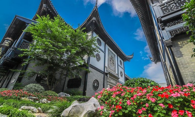 Shanghai Royal Garden Hotel