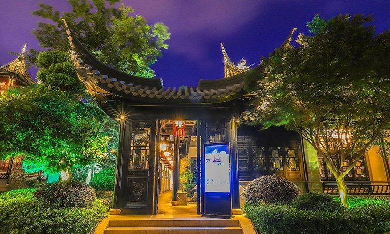 Shanghai Royal Garden Hotel