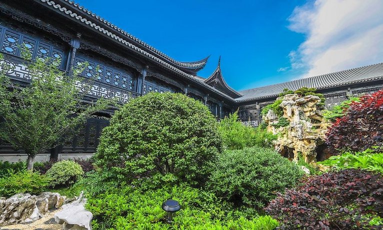 Shanghai Royal Garden Hotel