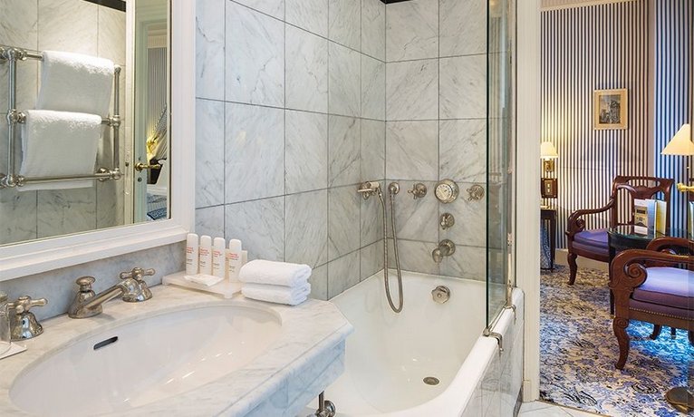Le Dokhan's a Tribute Portfolio Hotel