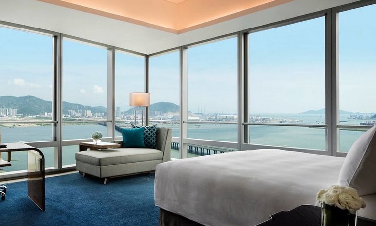 JW Marriott Hotel Shenzhen Bao'an International Airport