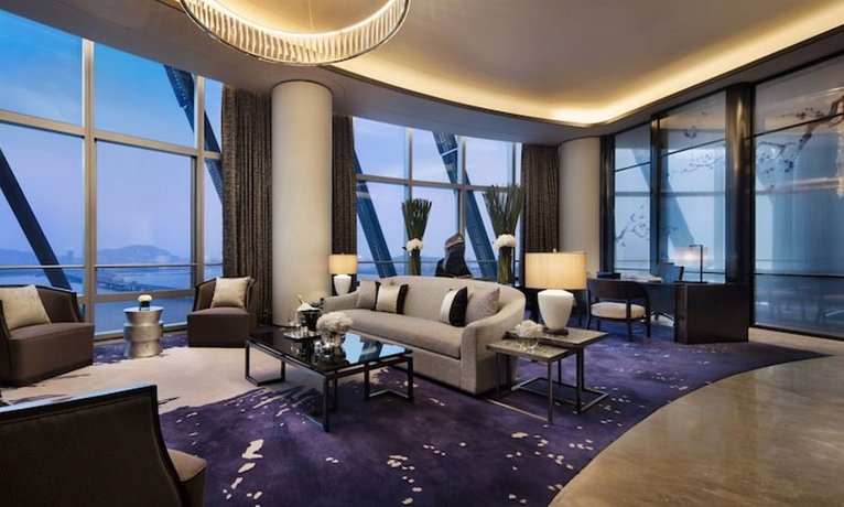 JW Marriott Hotel Shenzhen Bao'an International Airport