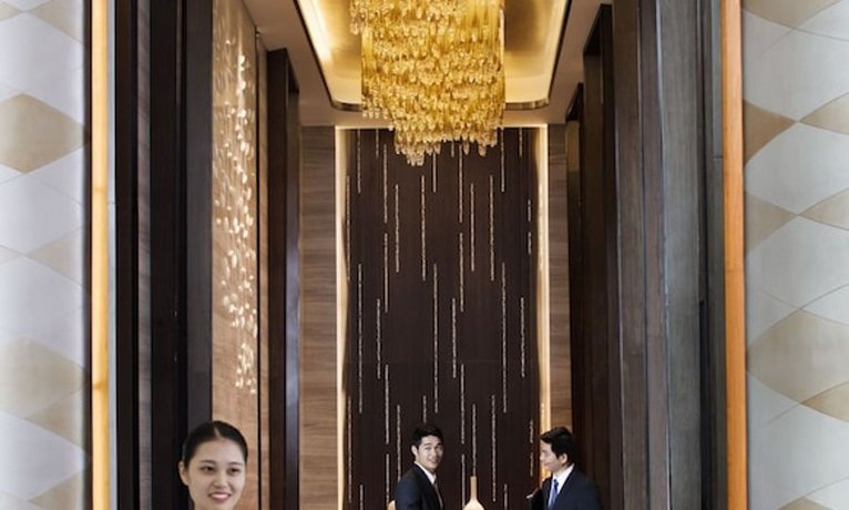 JW Marriott Hotel Shenzhen Bao'an International Airport