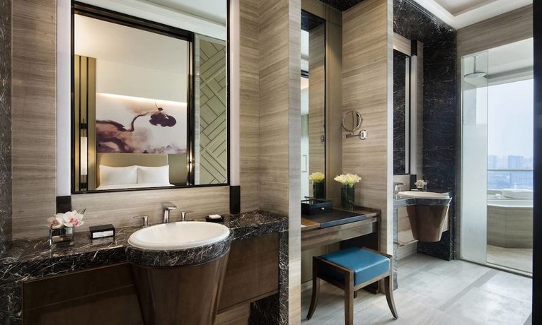 JW Marriott Hotel Shenzhen Bao'an International Airport