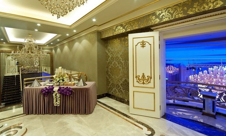Casablanca Grand Hotel