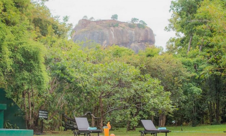 Sigiriya Village