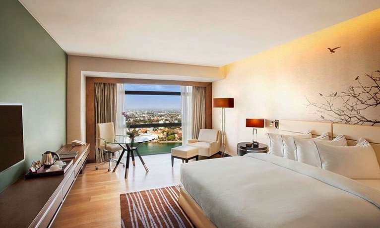 Hilton Colombo Residence