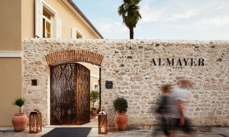 Almayer Art & Heritage Hotel and Dependance 자다르 시티 센터 Croatia thumbnail