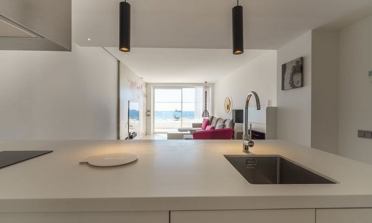 One Ibiza Suites