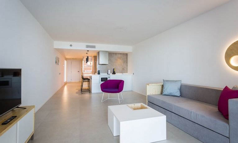 One Ibiza Suites