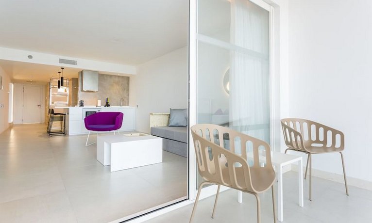 One Ibiza Suites