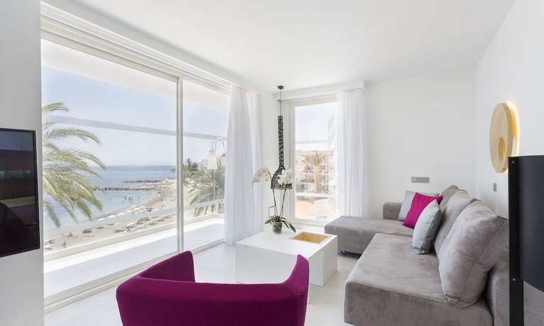 One Ibiza Suites