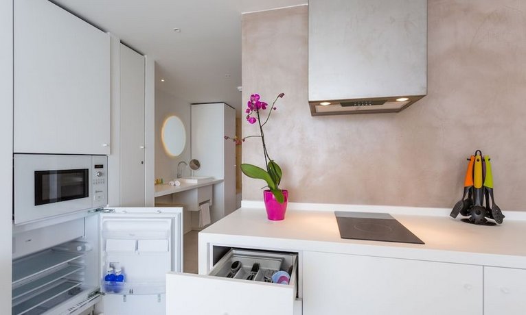 One Ibiza Suites