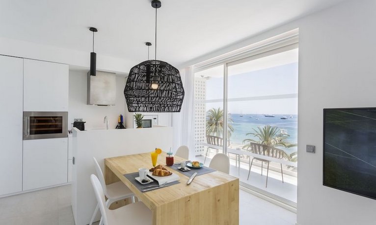 One Ibiza Suites