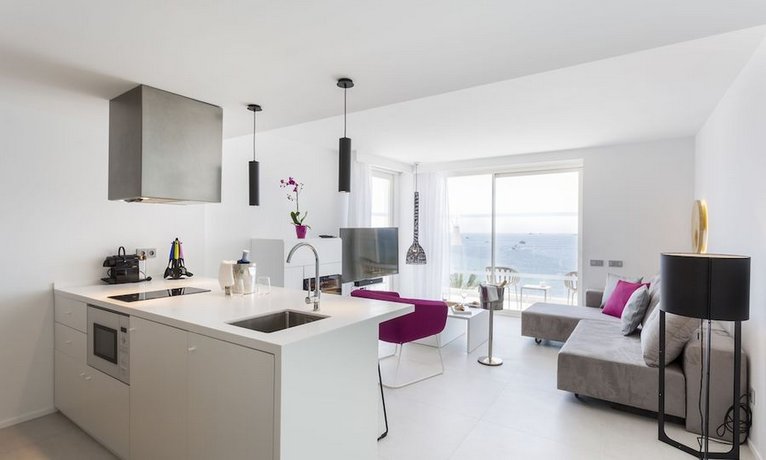 One Ibiza Suites