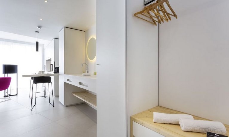 One Ibiza Suites