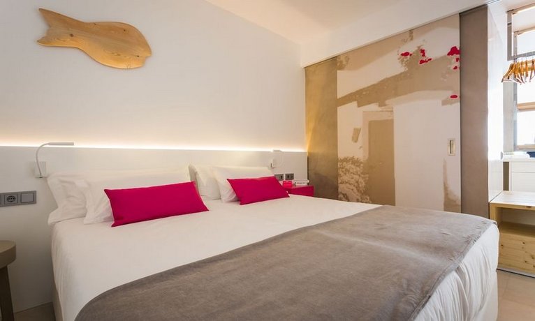 One Ibiza Suites