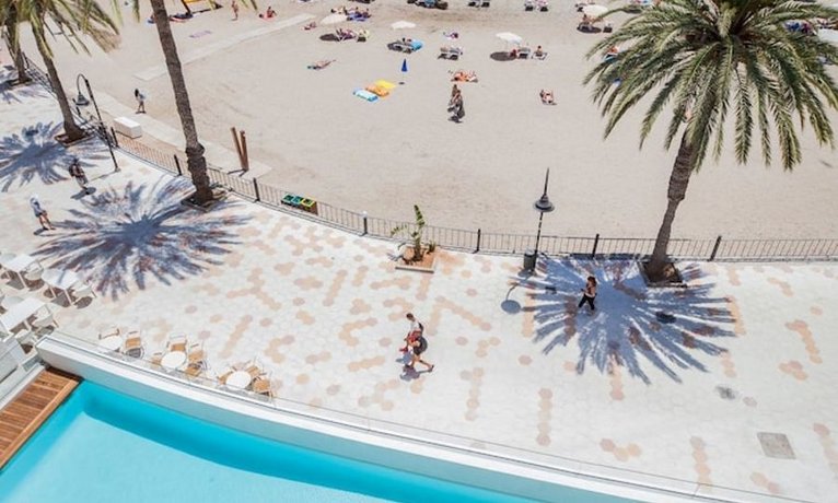 One Ibiza Suites