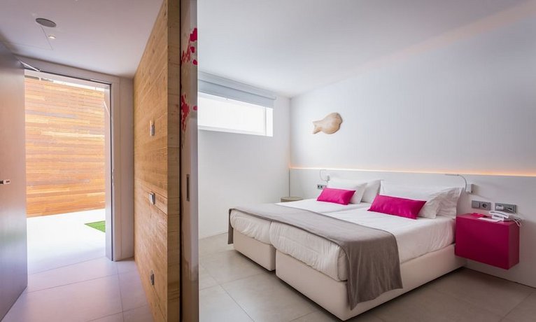 One Ibiza Suites