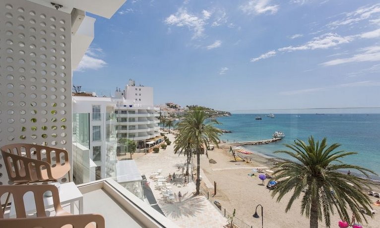 One Ibiza Suites