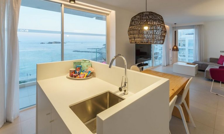 One Ibiza Suites