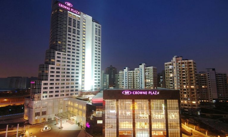 Crowne Plaza Shanghai Pudong