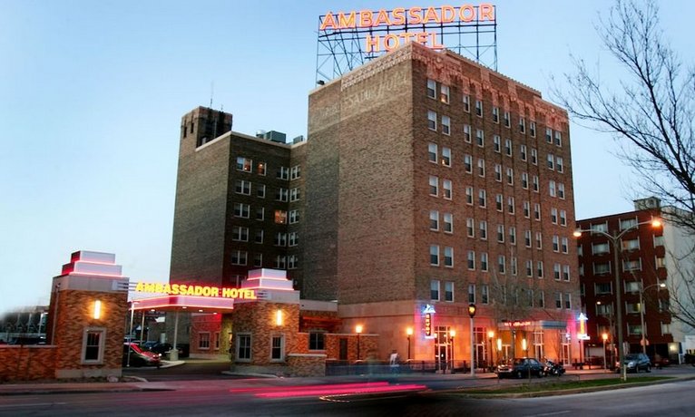 Ambassador Hotel Milwaukee