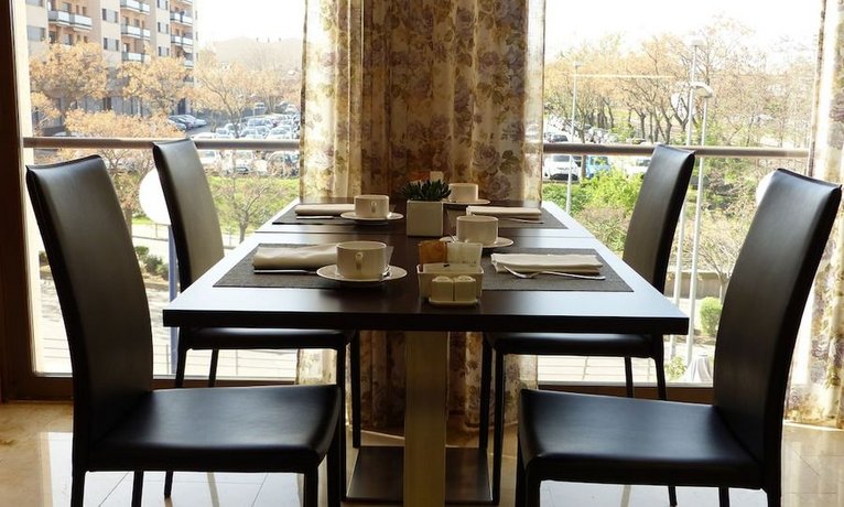 Best Western Premier CMC Girona