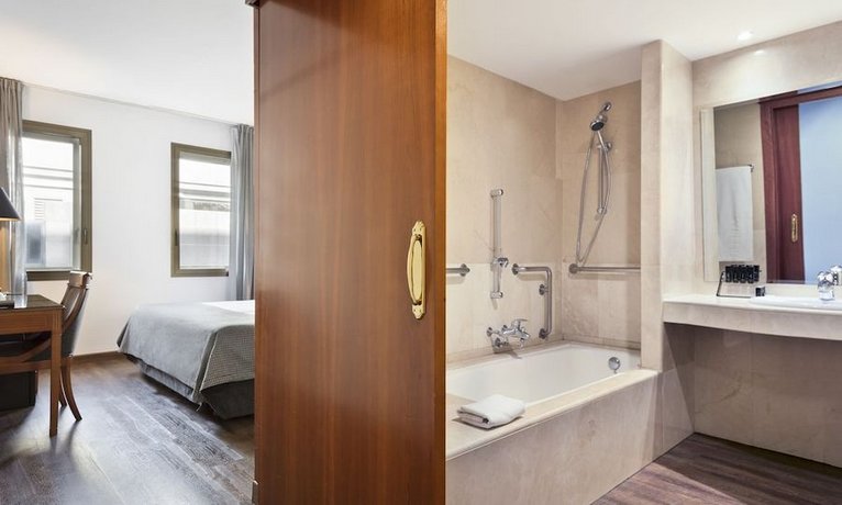 Best Western Premier CMC Girona