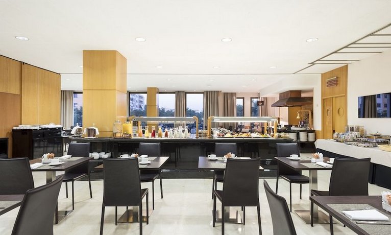 Best Western Premier CMC Girona