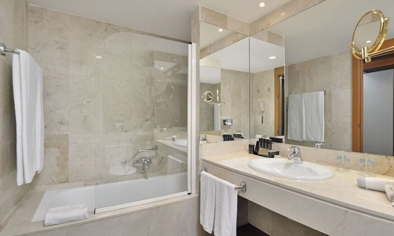 Best Western Premier CMC Girona