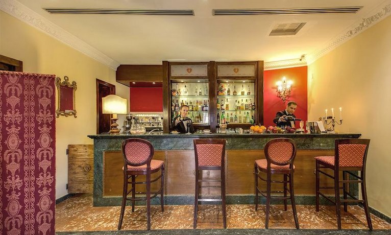 Grand Hotel Villa Politi