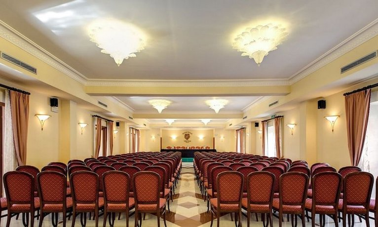 Grand Hotel Villa Politi