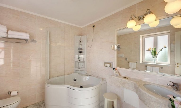 Grand Hotel Villa Politi
