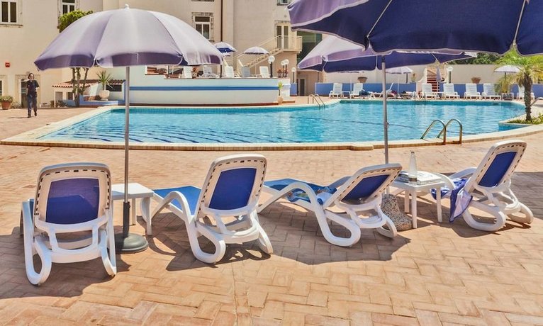 Grand Hotel Villa Politi