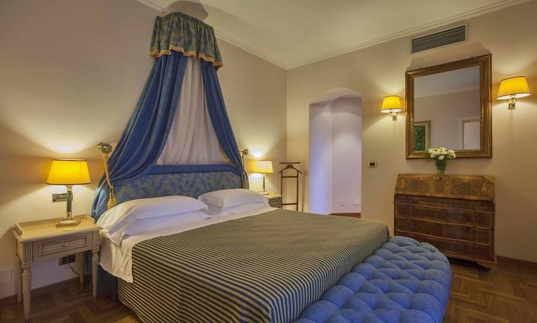 Grand Hotel Villa Politi