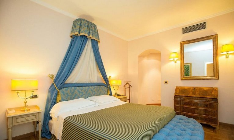 Grand Hotel Villa Politi