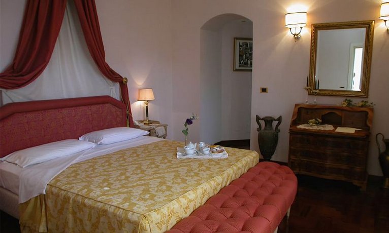 Grand Hotel Villa Politi