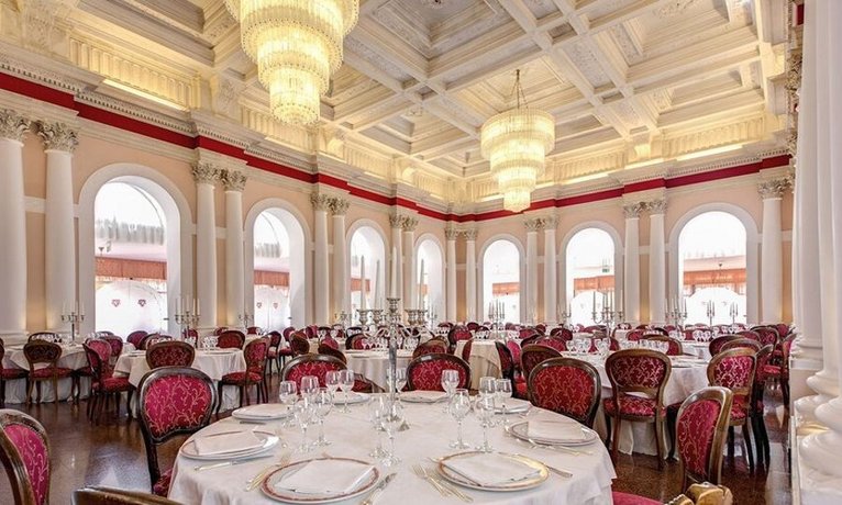 Grand Hotel Villa Politi