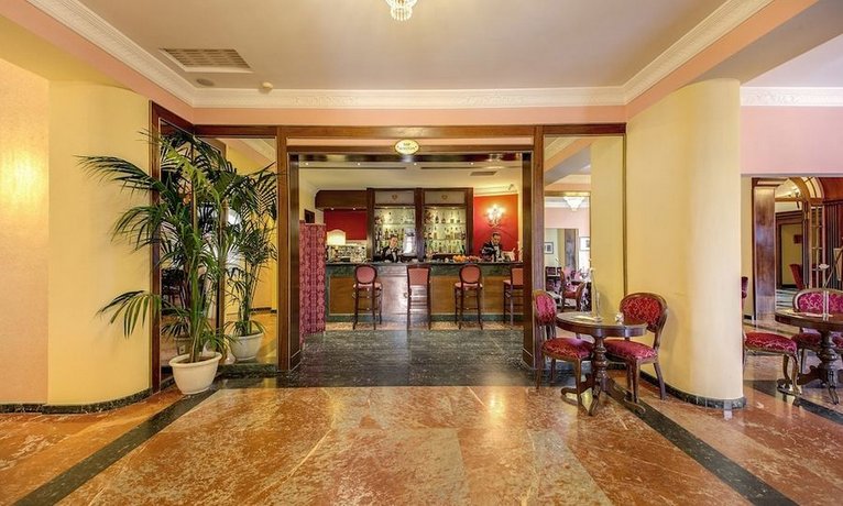 Grand Hotel Villa Politi