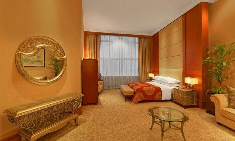 Sheraton Chengdu Lido Hotel